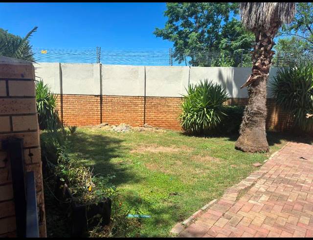 3 BEDROOM HOUSE FOR SALE IN CHRISTOBURG